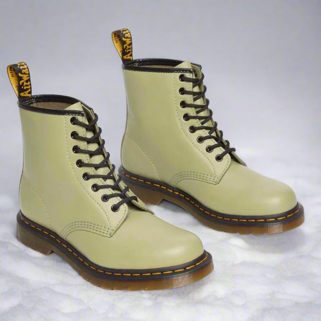 Marten™ Elegant Vintage Boots